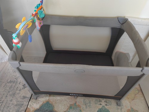 Graco bassinet foldable travel - graco,