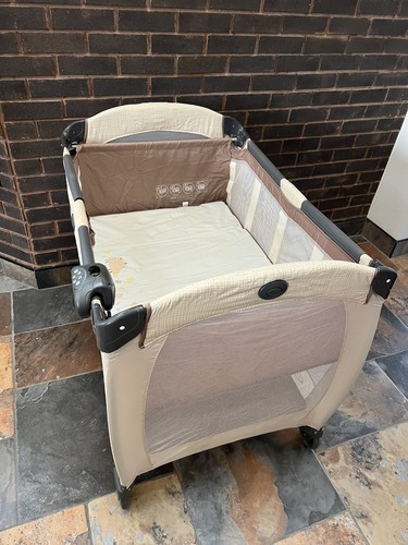 Great condition graco contour - great,